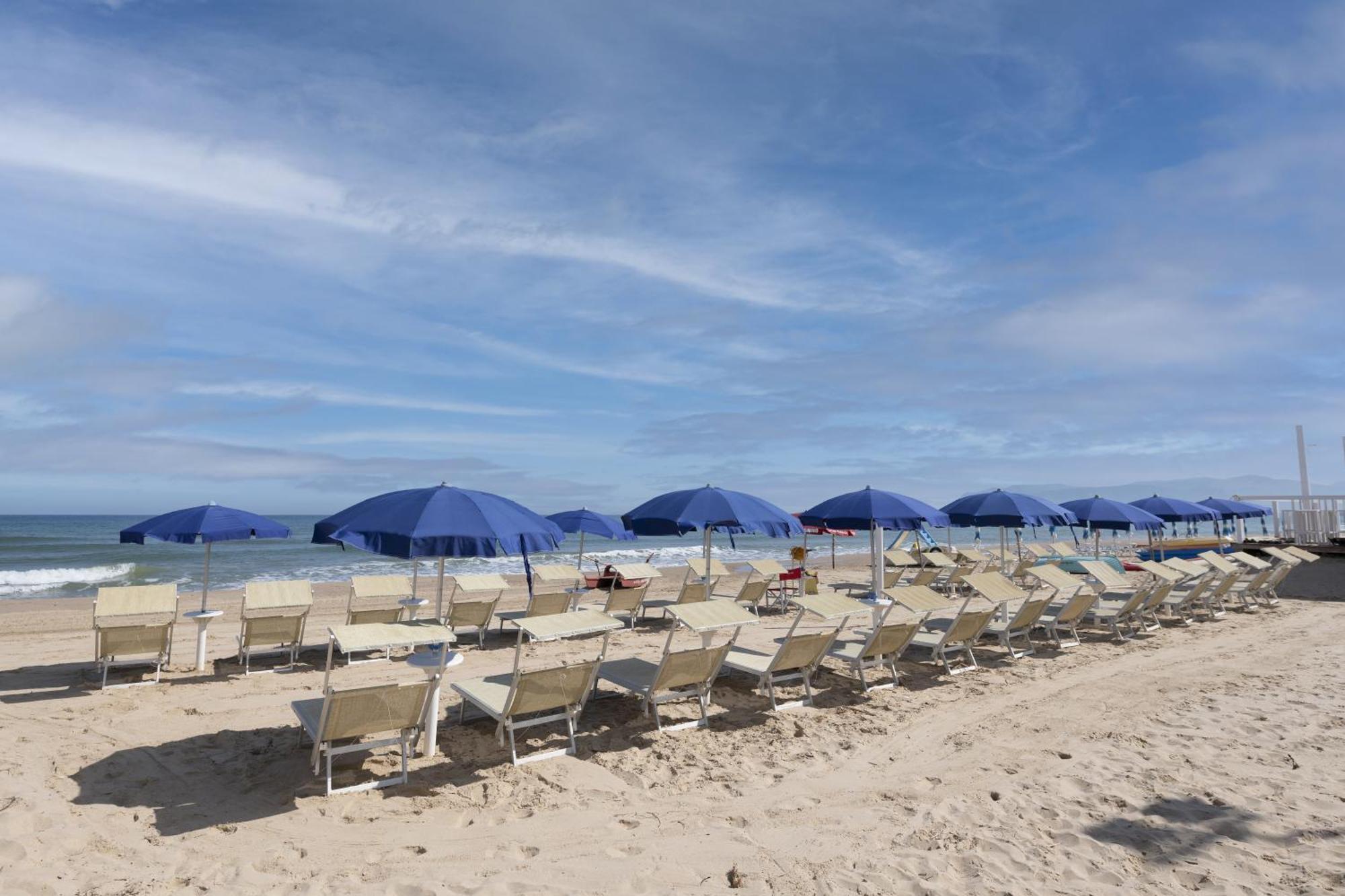 Resort La Battigia Beach & Spa Alcamo Marina Exteriör bild